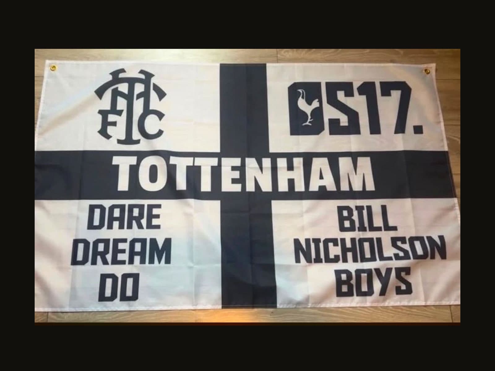 Bill Nicholson's Boys Flag